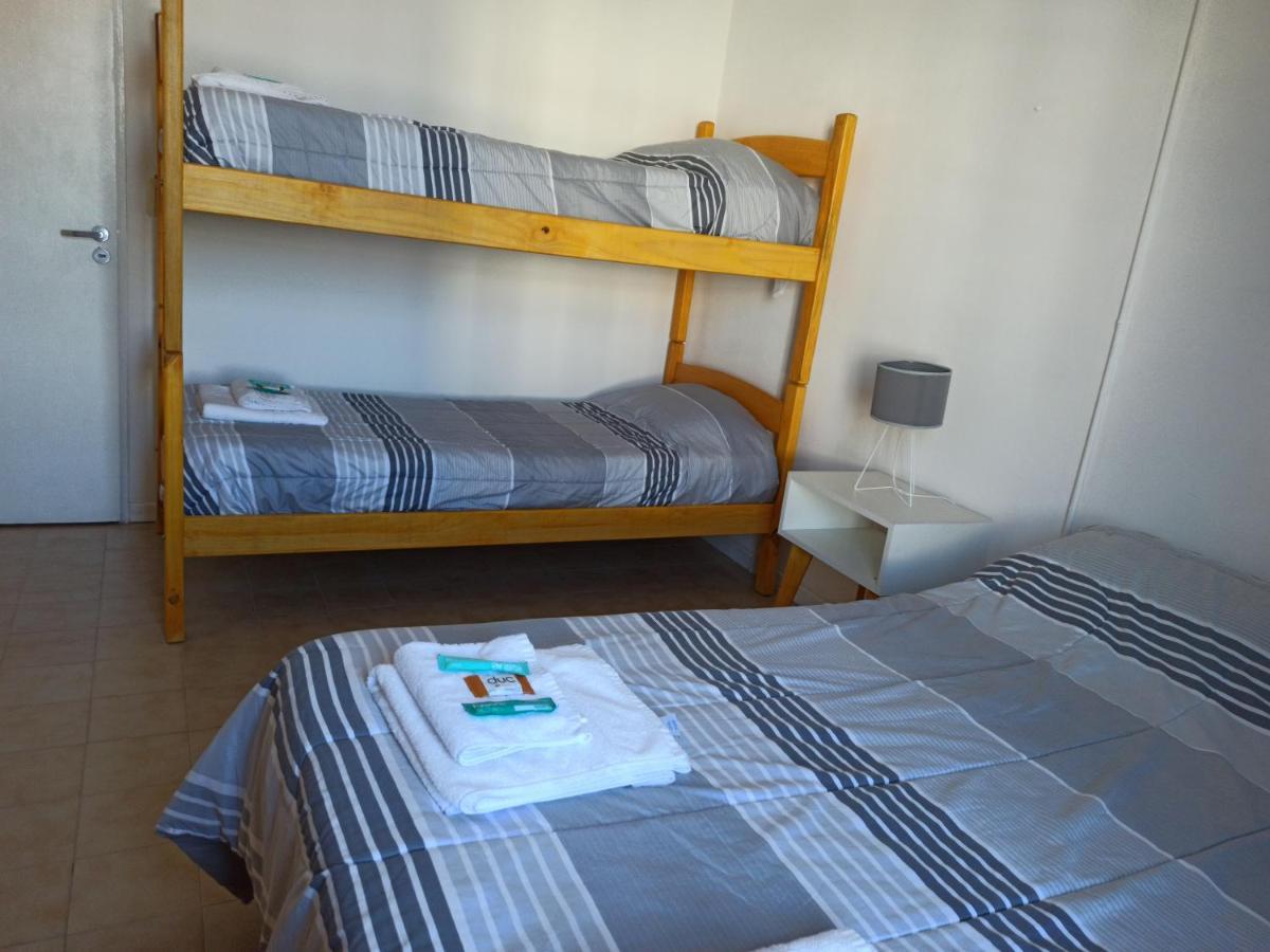 El Faro Hostel Puerto Madryn Exterior photo