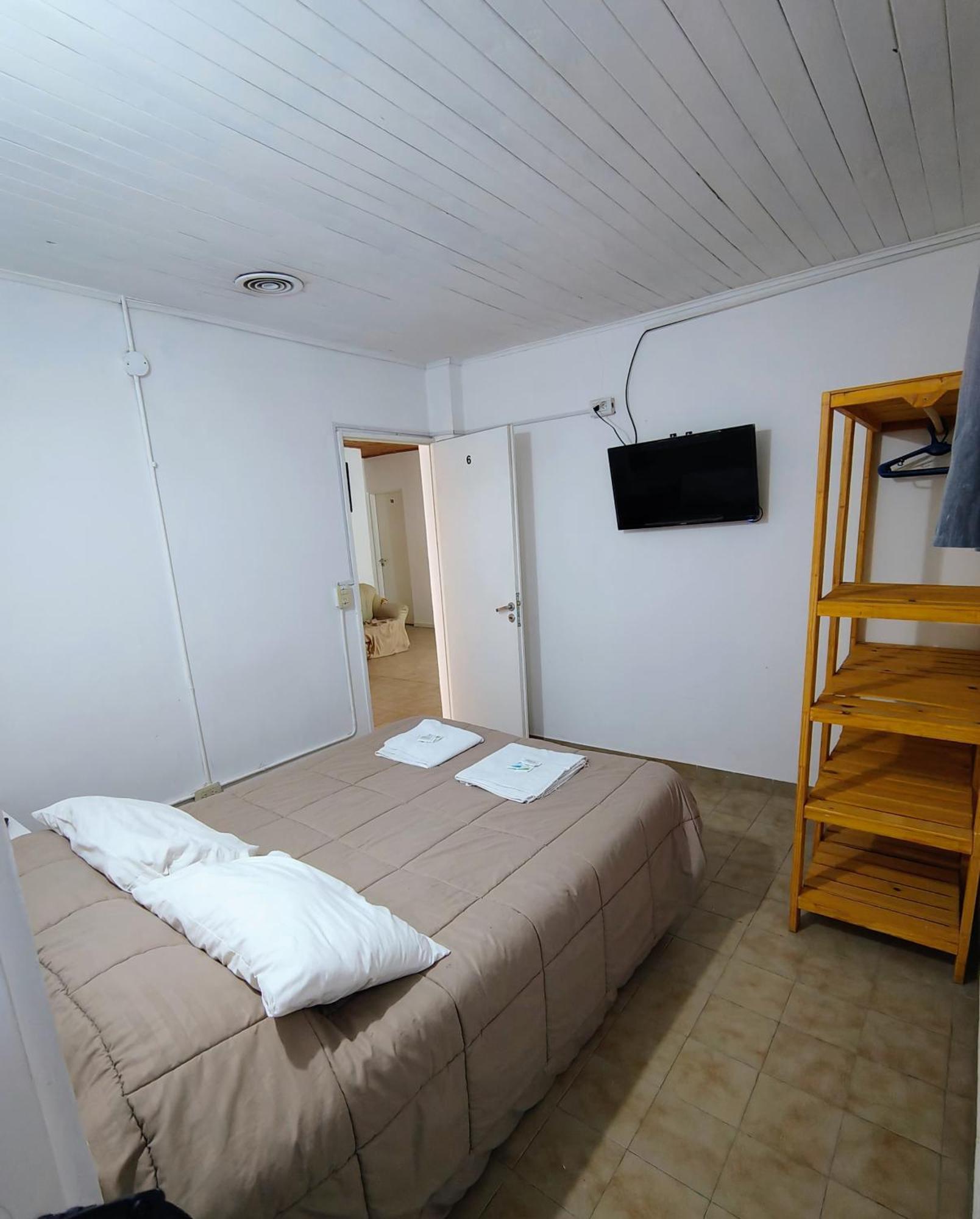 El Faro Hostel Puerto Madryn Exterior photo