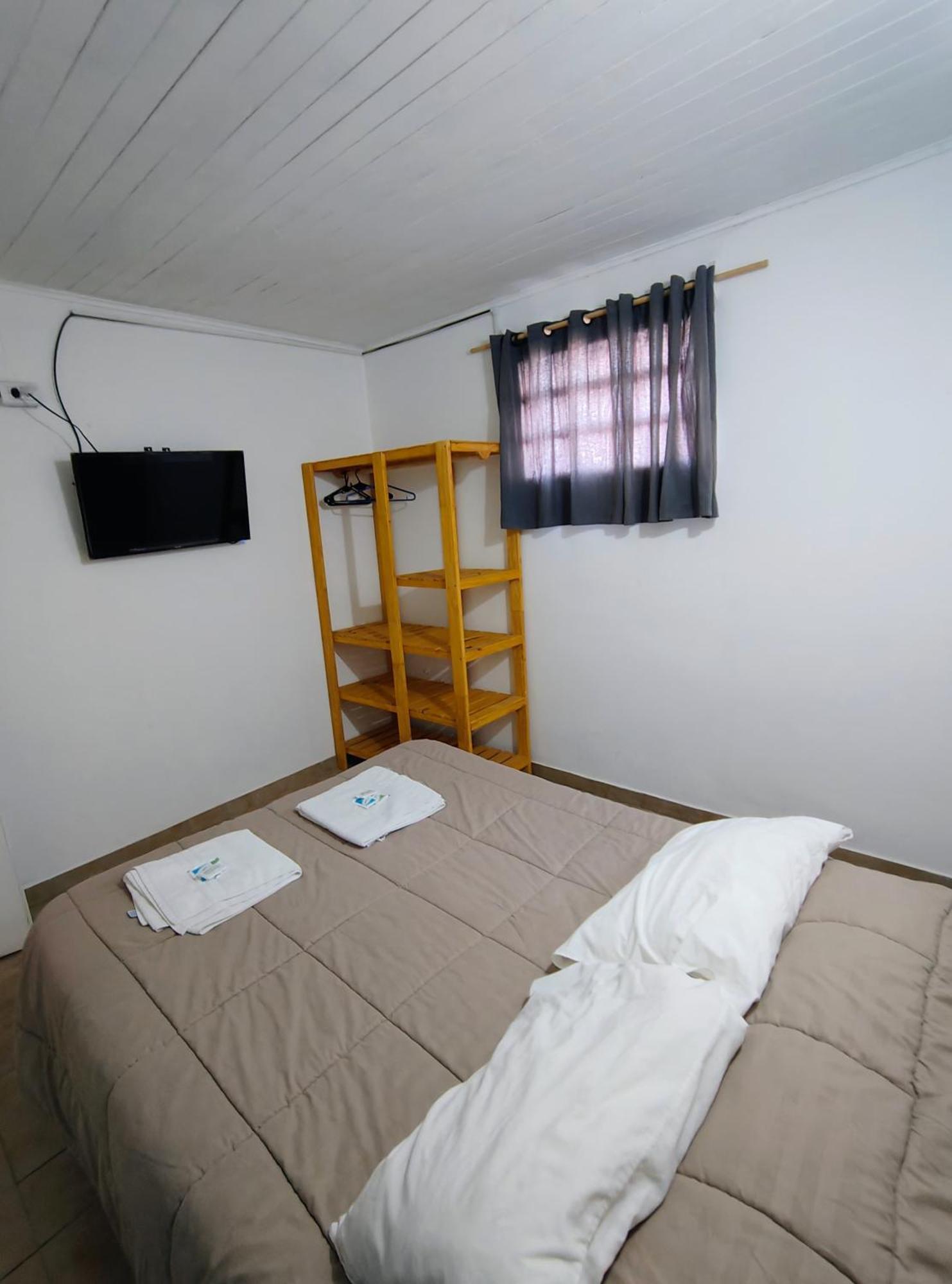 El Faro Hostel Puerto Madryn Exterior photo