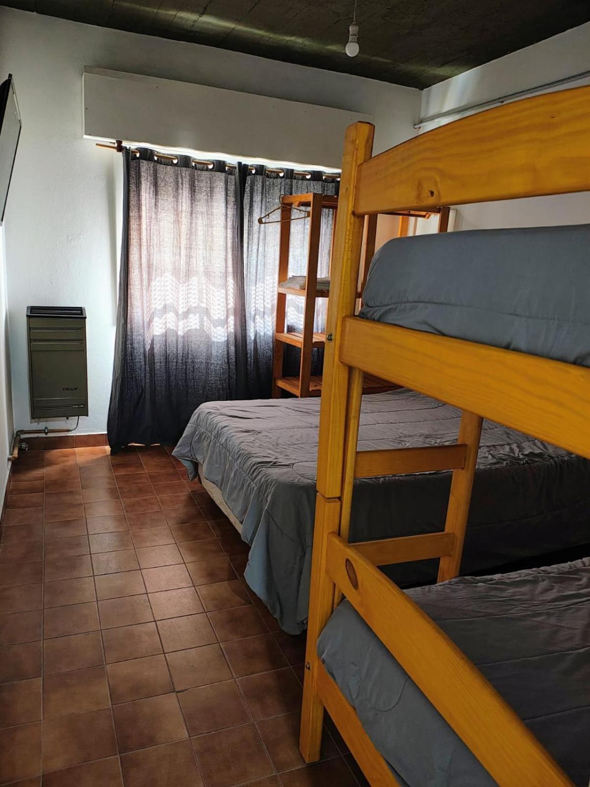 El Faro Hostel Puerto Madryn Exterior photo
